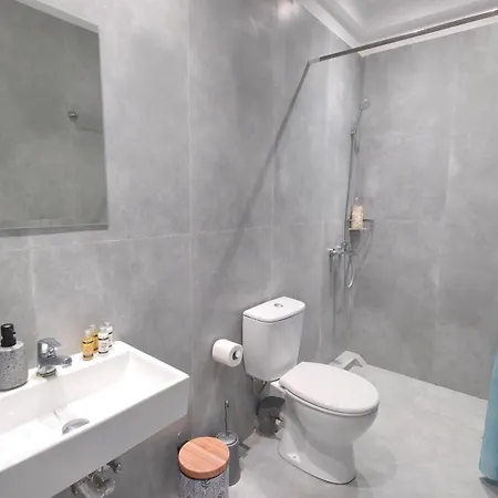 Makaland Corfu * Evropouloi